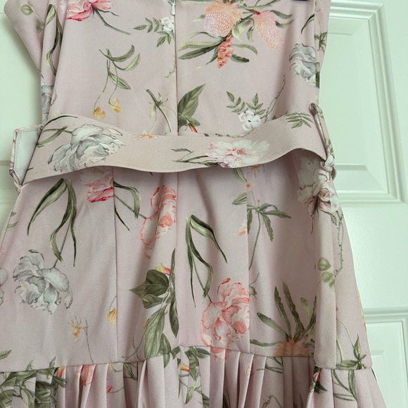 Asos pleated floral dress - Picture 4 of 6